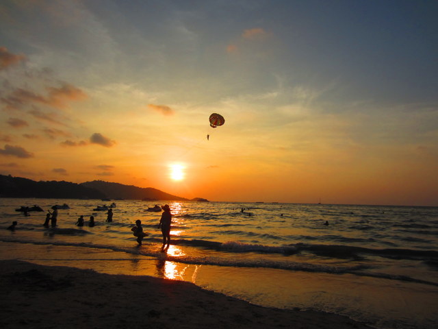 Relaxation Achieved: Fun and Food in Patong, Phuket post image